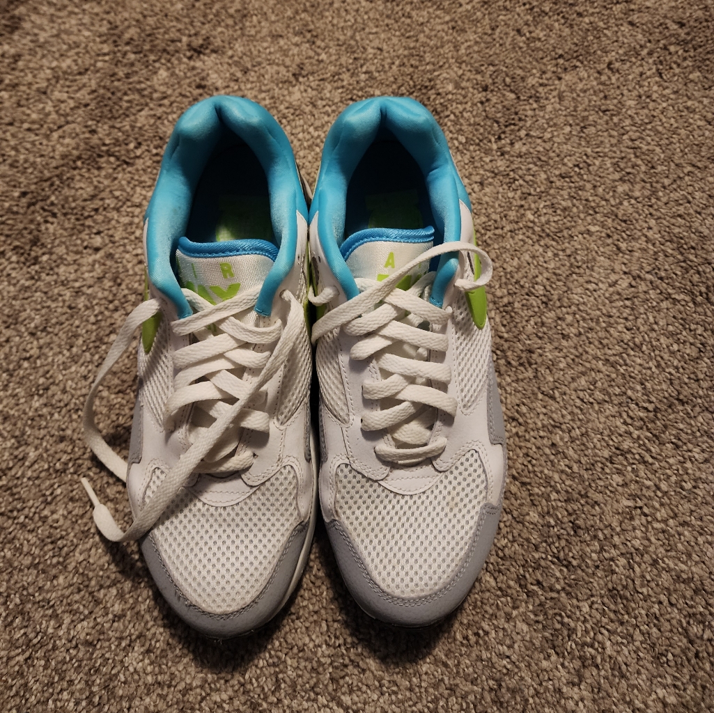 Womens Nike Air Max